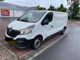 Renault Traffic  - Renault: Traffic