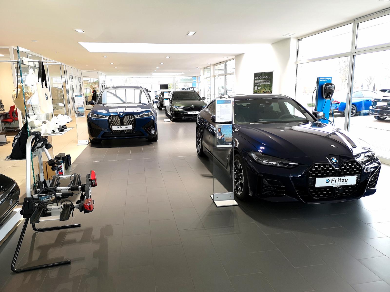 showroom-image-bottom