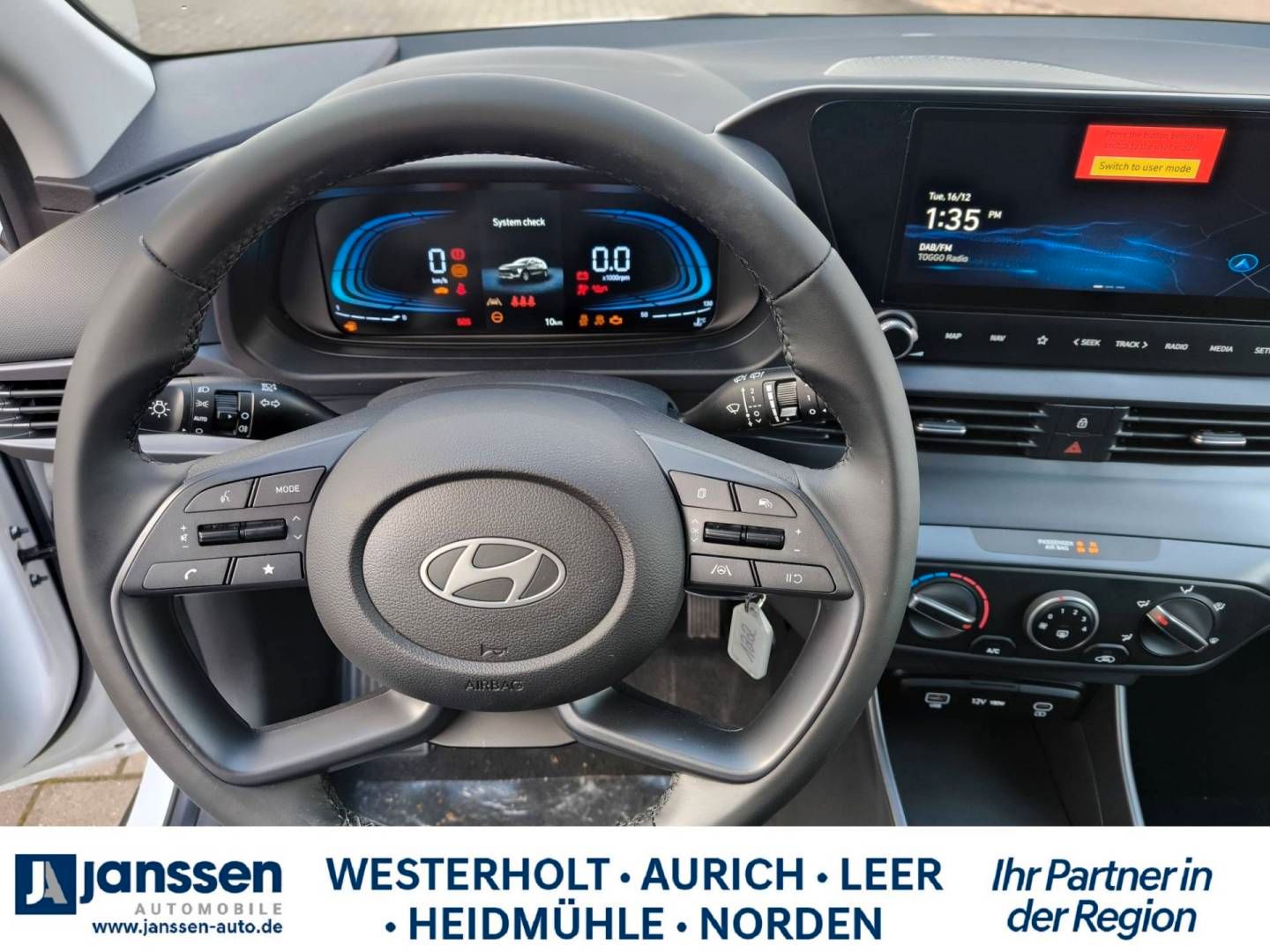 Fahrzeugabbildung Hyundai BAYON Select PDC Navi Klima Start-Stopp Rückfah