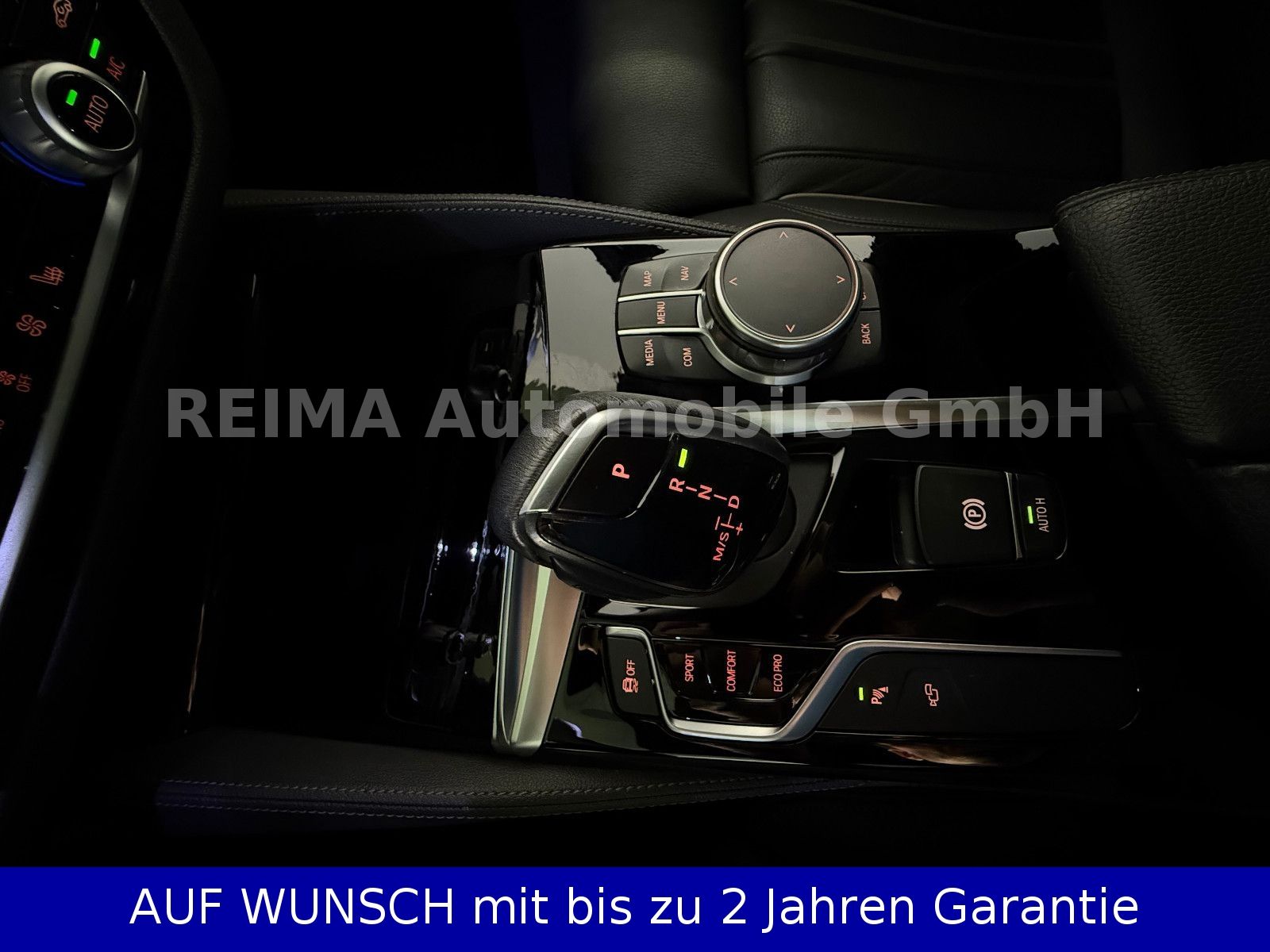 Fahrzeugabbildung BMW 520 i M Sport Touring, Pano, LED, 360°, H&K