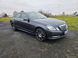 Mercedes-Benz E 250 E -Klasse Lim. E 250 CDI 4Matic - Mercedes-Benz E 250 aus 2011: Cdi