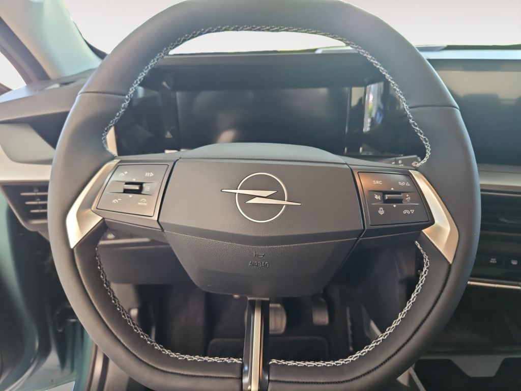 Fahrzeugabbildung Opel Frontera 1.2 DI Hybrid 48V eDCT Edition