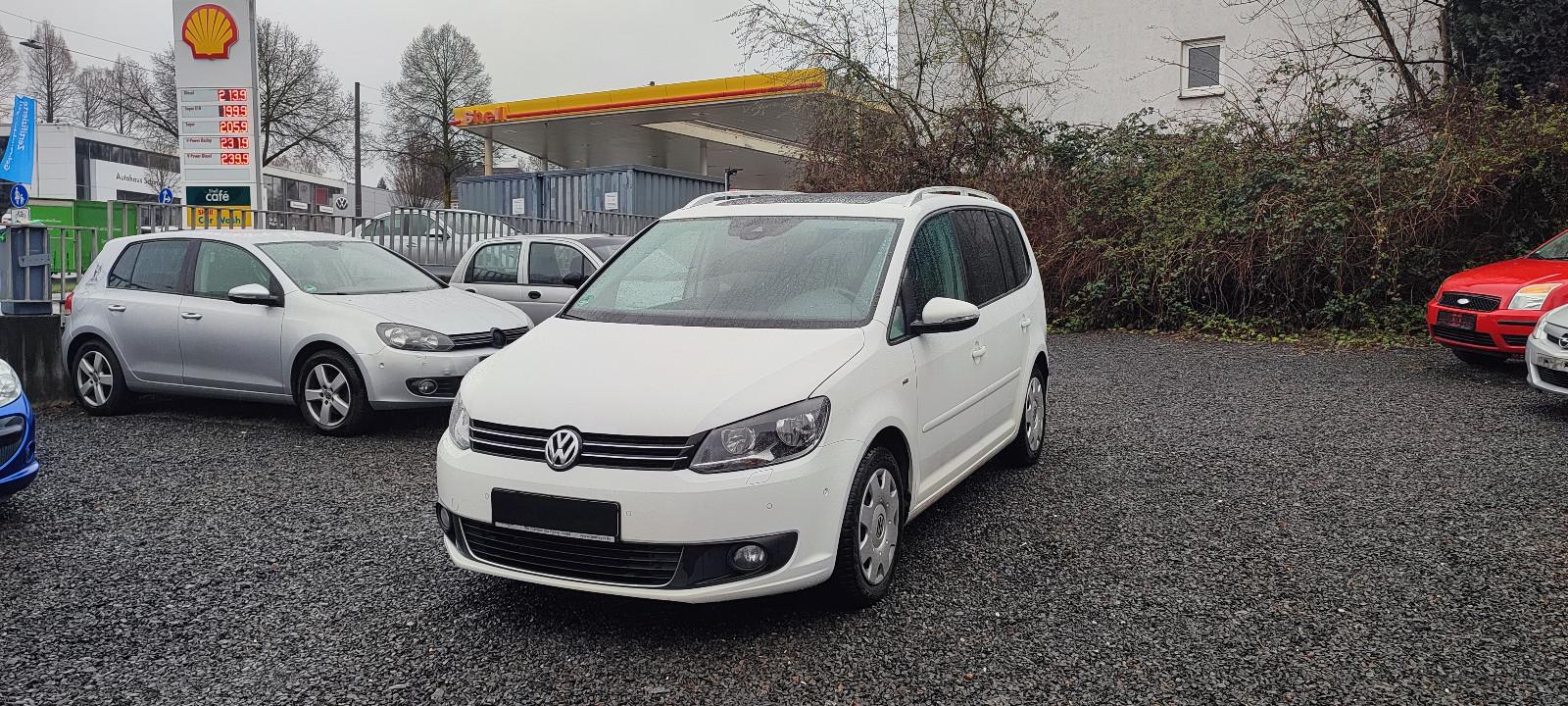 Volkswagen Touran Cup * 1 HAND * PANO * AUT * 7 SITZE