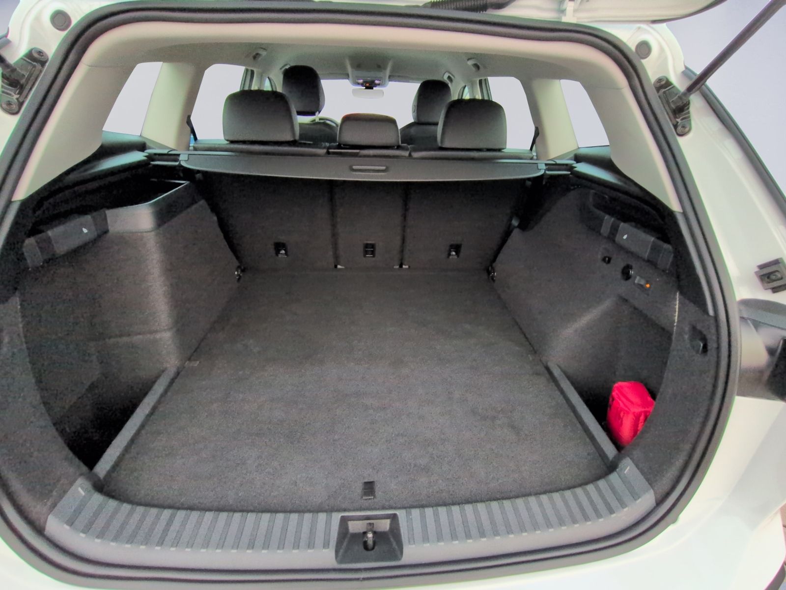 Tayron 1.5 TSI eHybrid Life AHK/KAMERA/APP