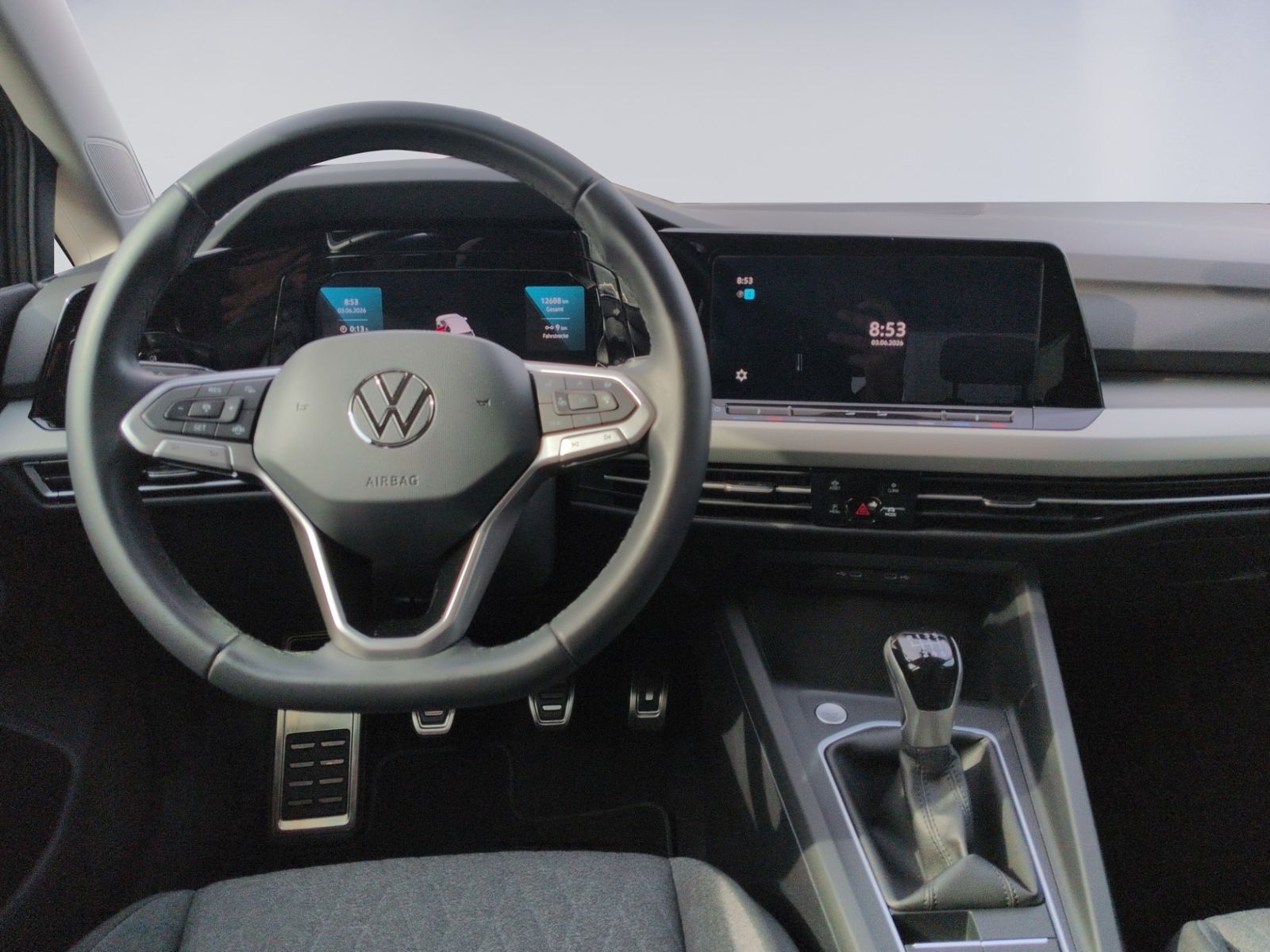 Golf VIII 1.5 TSI Move GRA+LED+NAVI+APP