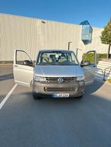 Volkswagen T5 Transporter - VW T5 Transporter in Bielefeld