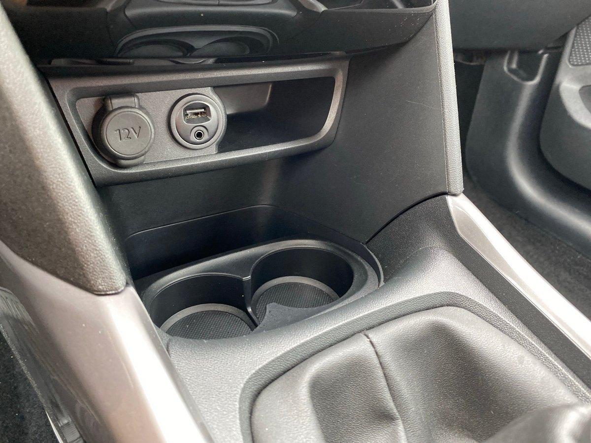Peugeot 2008 1.2 PURETECH 82 ACTIVE KLIMA+SHZ+BLUETOOTH