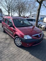 Dacia Logan MCV 1.6 16V Lauréate 77kW Lauréate - Dacia Logan aus 2007: Mcv