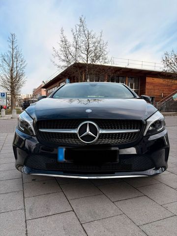 MERCEDES-BENZ Auto Mercedes Ben