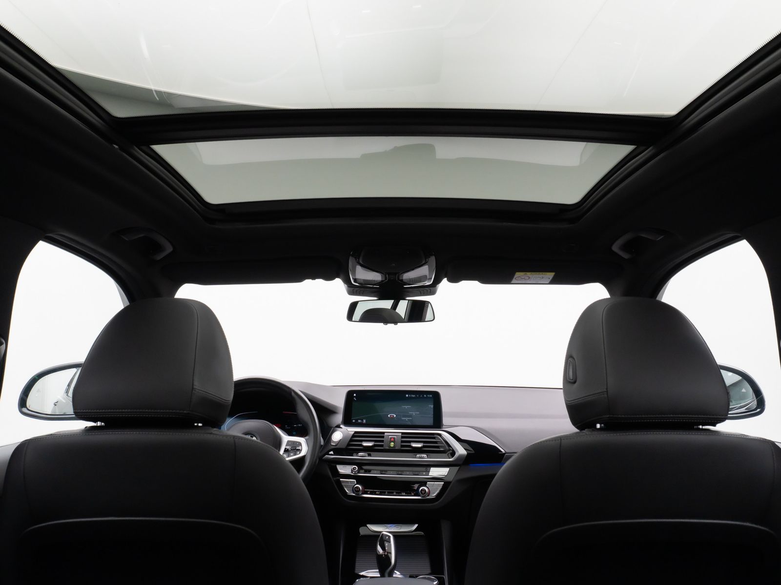 Fahrzeugabbildung BMW X3 xD30i Panorama Kamera DAB HiFi Komfort 20Zoll