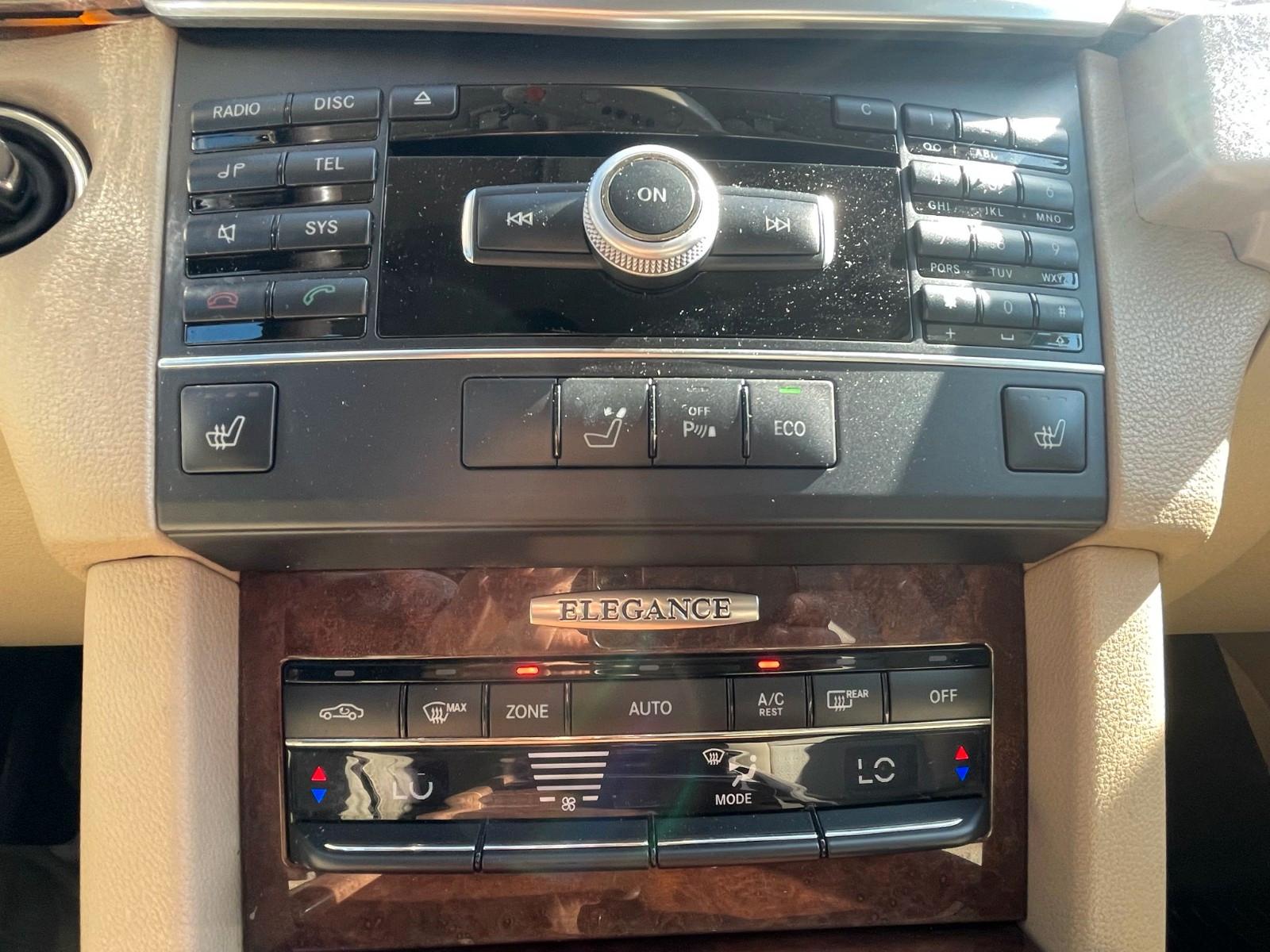 Mercedes-Benz E200 2012 — photo 14