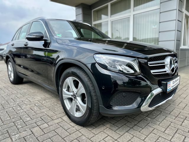 Mercedes-Benz GLC 220 d 4Matic*AMG*Panorama*AHK*LED*Leder