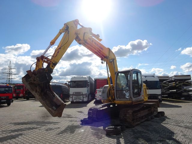 New Holland Kobelco E135SR  2xSchaufel / Klima