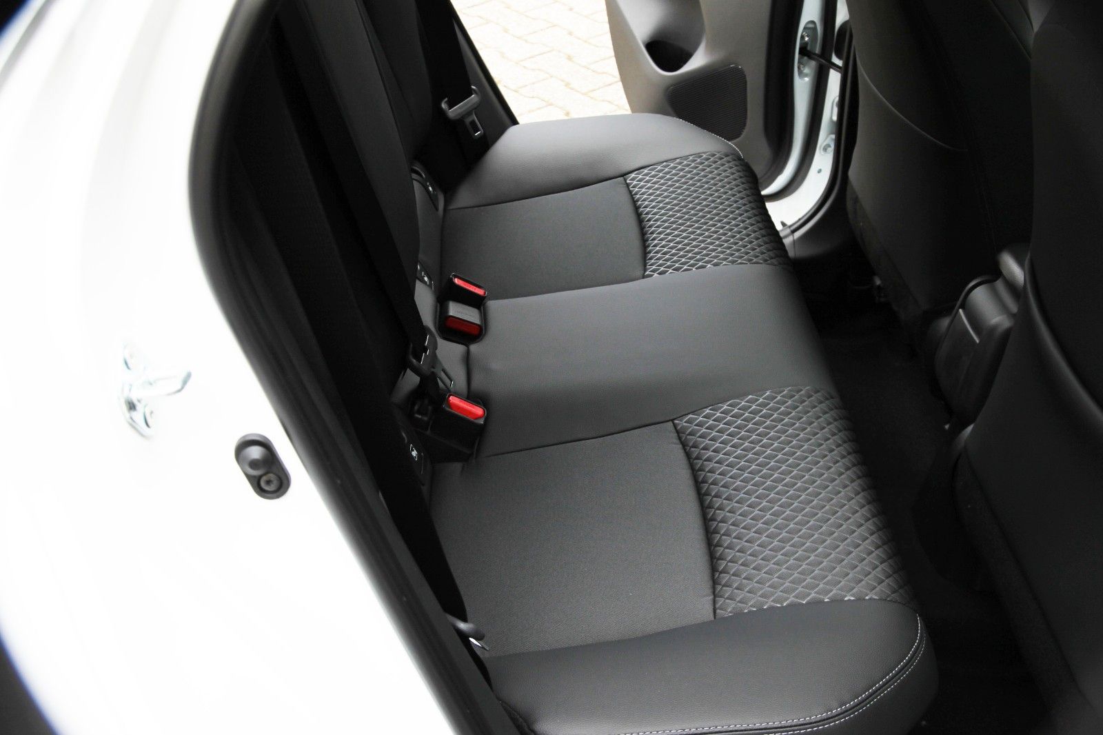 Mazda 2 Hybrid - Bild 24