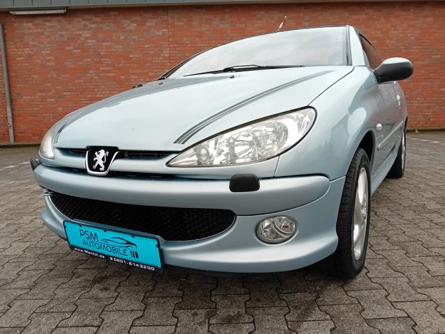 Peugeot 206 Cabriolet CC Klimaautomatik Sitzheiz. Leder