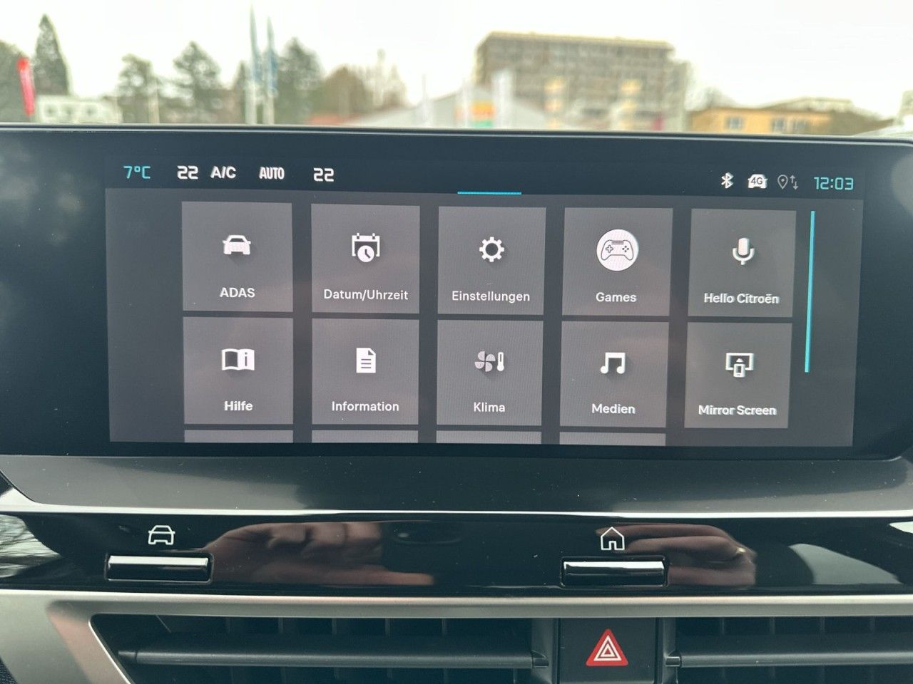 Fahrzeugabbildung Citroën C4 Benziner 130 Automatik MAX