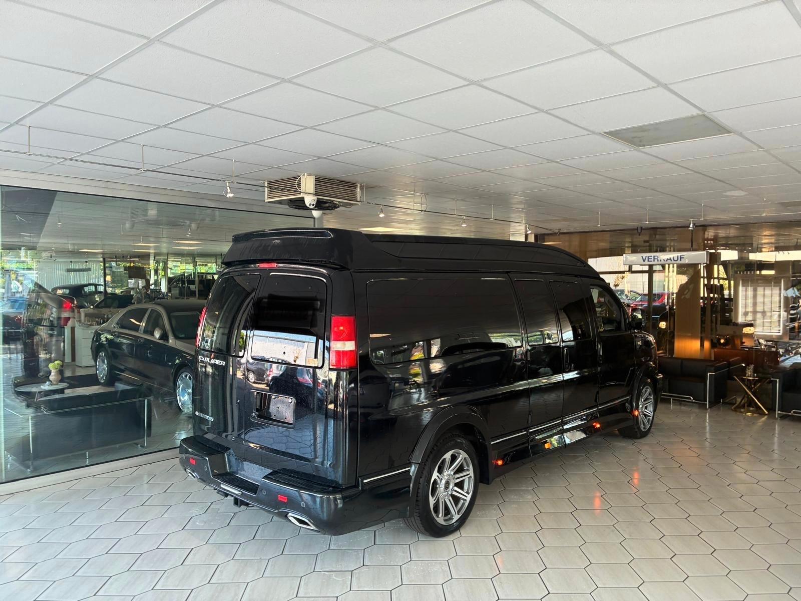 Chevrolet Express 2500- 6,0 V8 Explorer Limited.9 Sitze