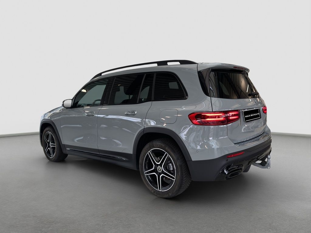 Fahrzeugabbildung Mercedes-Benz GLB 200 AMG*Night*LED*KeyLess*PDC*ParkAs*RFK*AHK