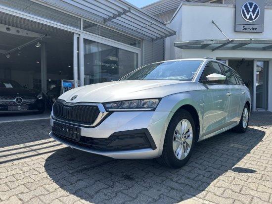 Skoda Octavia Combi 2.0TDI LED PDC TEMPOMAT
