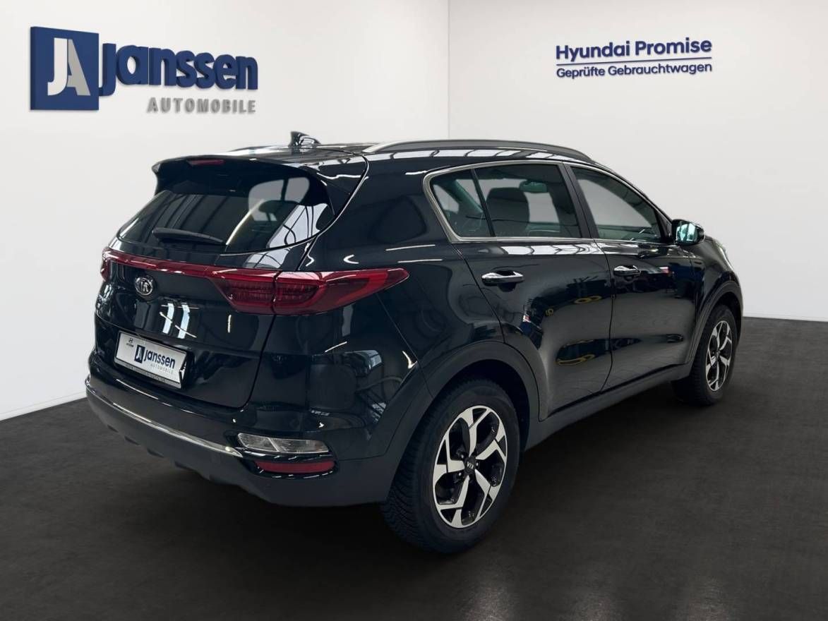 Fahrzeugabbildung Kia Sportage 1.6 GDI 2WD Dream-Team Edition