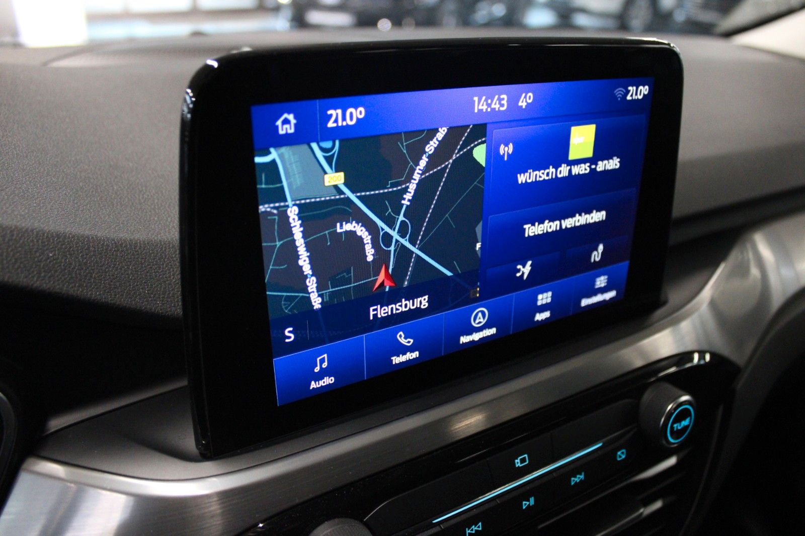 Fahrzeugabbildung Ford Kuga PHEV Titanium X AHK LED HUD 2xCam WinterP.