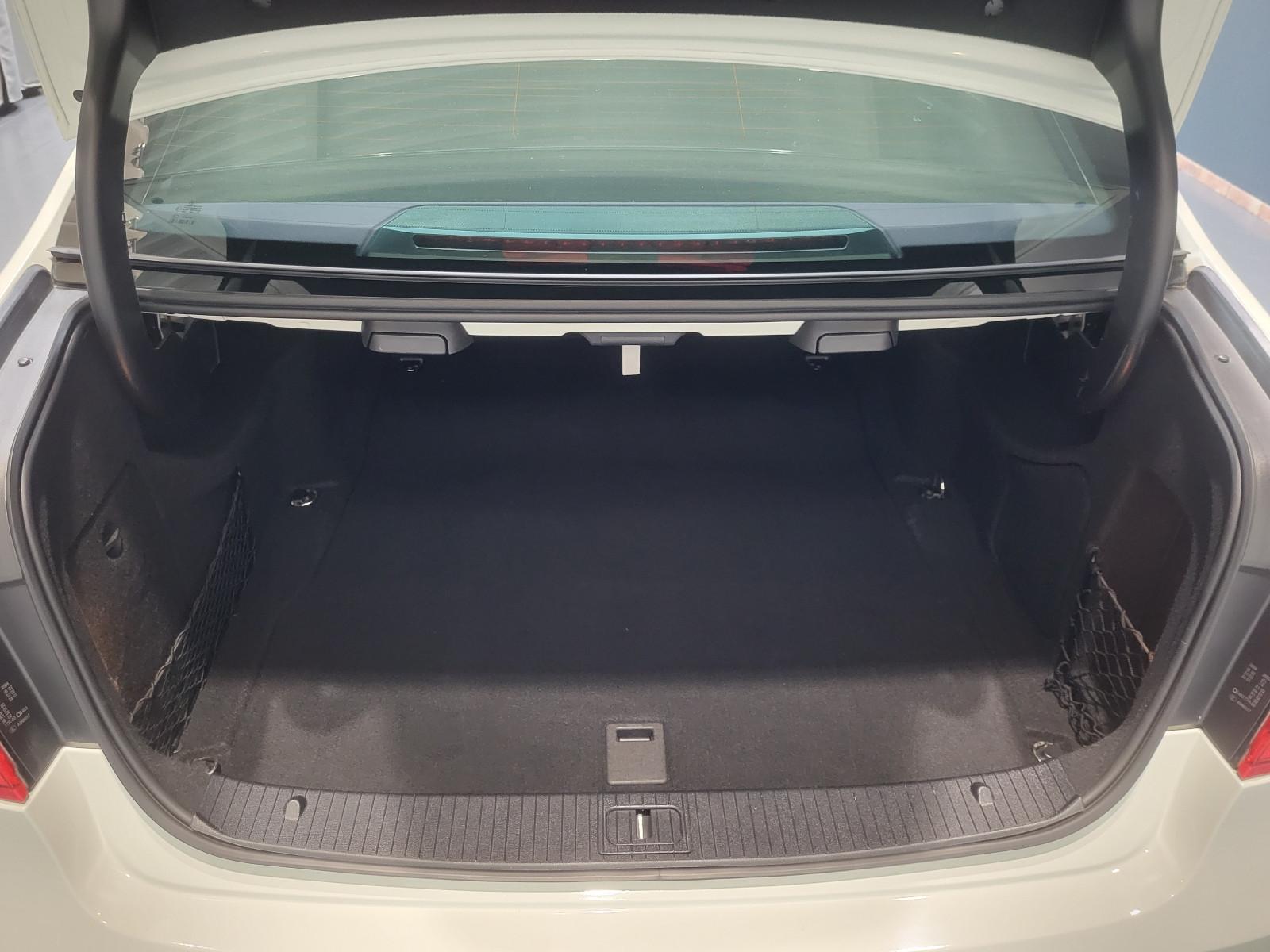 MERCEDES-BENZ CLASSE E 500 CGI V8 408ch BVA AMG LINE - TOIT PANORAMIQUE - CUIR NAPPA - HARMAN KARDON - SUSPENSION PNEUMATIQUE - CAMÉRA DE RECUL