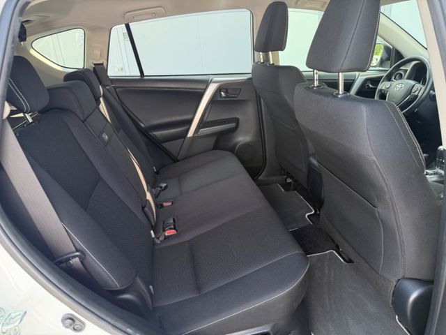 RAV 4 2.5 4x2 Hybrid TeamD NAVI+ACC+AHK