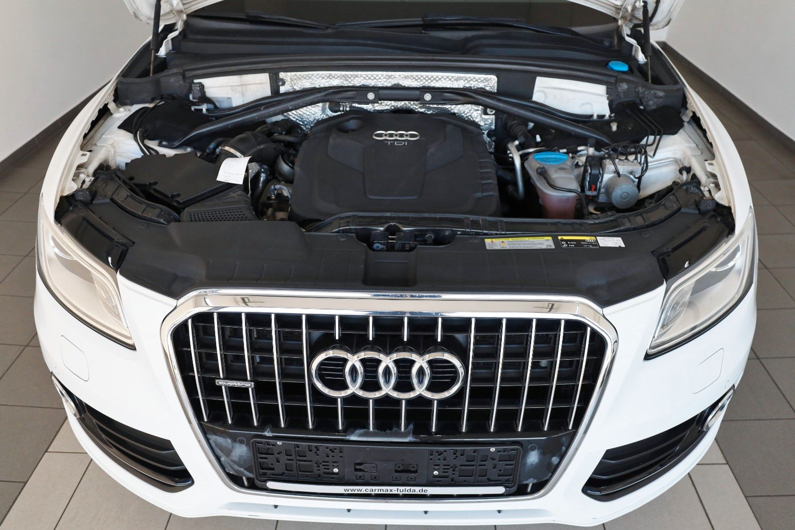 Fahrzeugabbildung Audi Q5 2.0 TDI quattro T.Leder,Navi,Xenon,Panorama