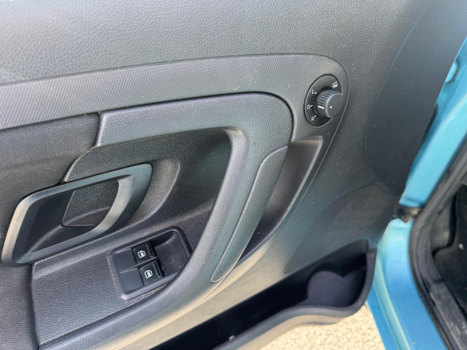Skoda Roomster 2013 — photo 8