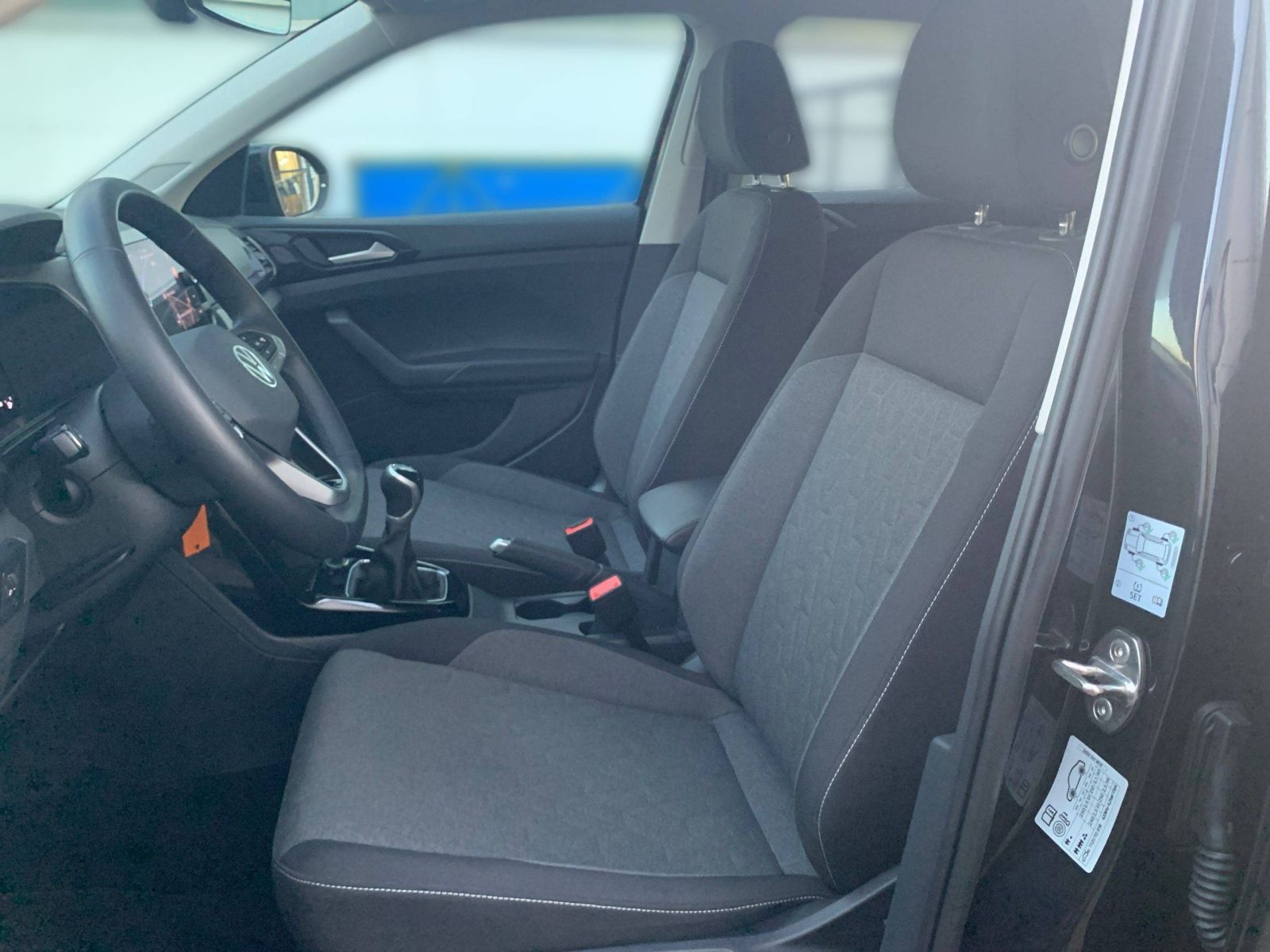 Volkswagen T-Cross - Bild 9