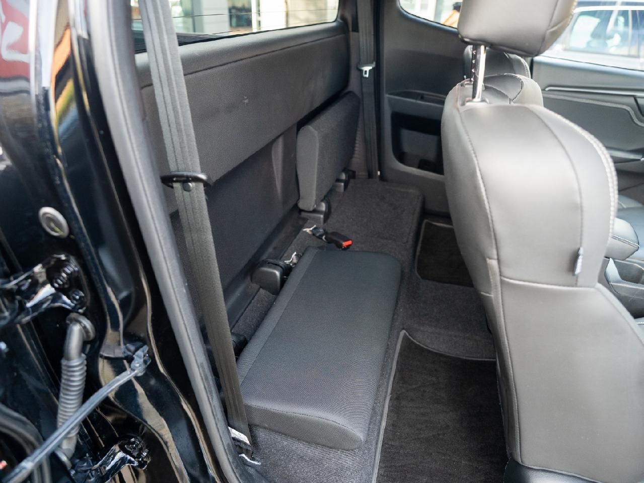 Fahrzeugabbildung Isuzu D-Max Space Cab LSE Wohnkabine