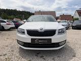 Skoda Octavia Lim Elegance PDC|NAVI|SHZ|MEMORY|KEYLESS - Skoda Octavia: Limousine