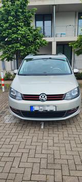 Volkswagen Sharan 2.0 TDI DSG 125kW BMotion Tech Trendl... - Volkswagen Sharan in Bonn