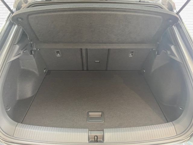 Fahrzeugabbildung Volkswagen T-Roc R-Line 1.5 l TSI OPF 110 kW (150 PS) 7-Gan