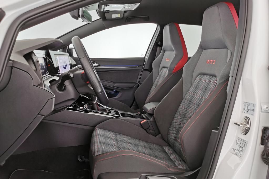 Volkswagen Golf GTI 2.0 TSI PDC*Tempo*Klima*NAV*SH