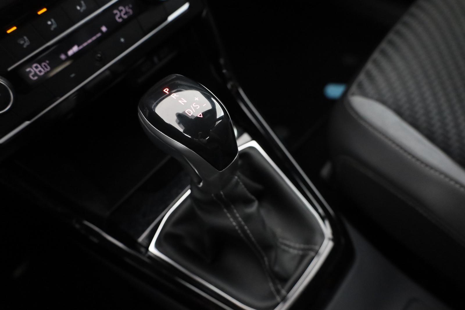 Volkswagen T-Cross 1.0 TSI DSG R-Line LED Navi Kamera Beats, миниатюра 14