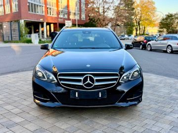 Mercedes E 220 - 2