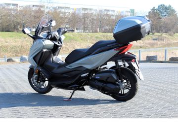 Honda Forza125 *Aktion*