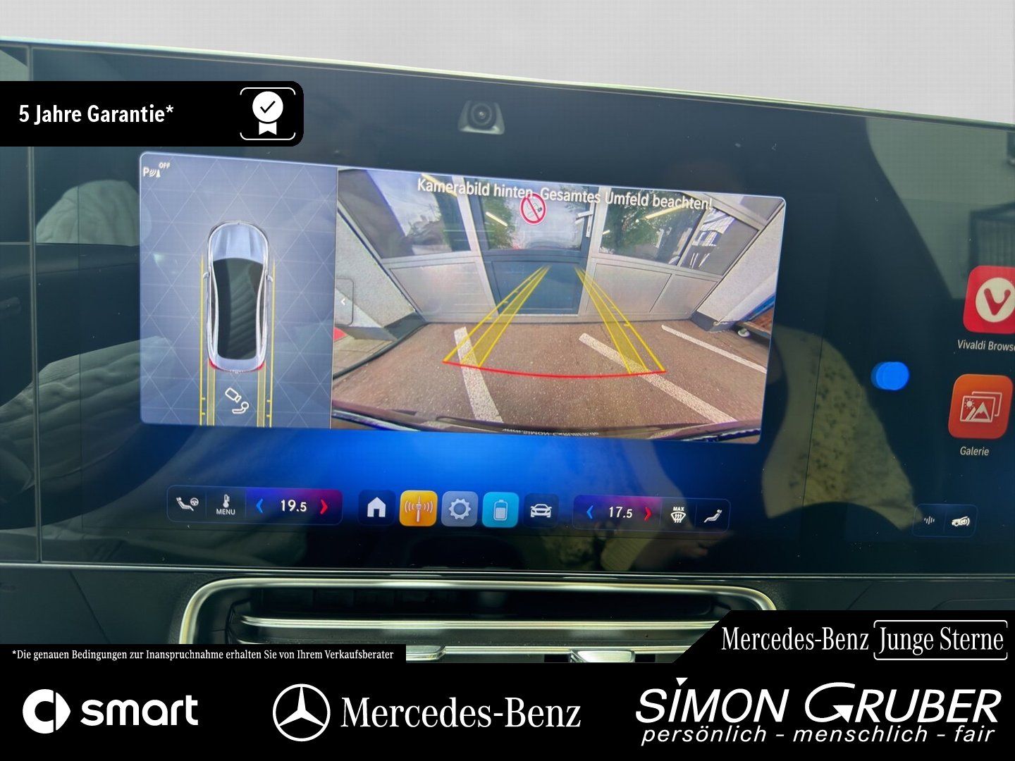 Fahrzeugabbildung Mercedes-Benz CLA 350 4M Superscreen Pano AMG-19" Burmest AHK