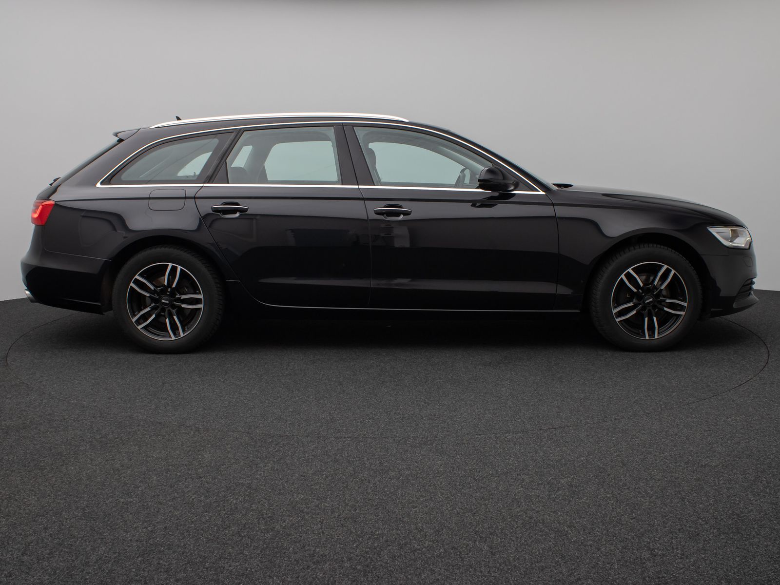 Fahrzeugabbildung Audi A6 Avant 3.0 TDI Kamera Panorama AHK Navi Sitzhz