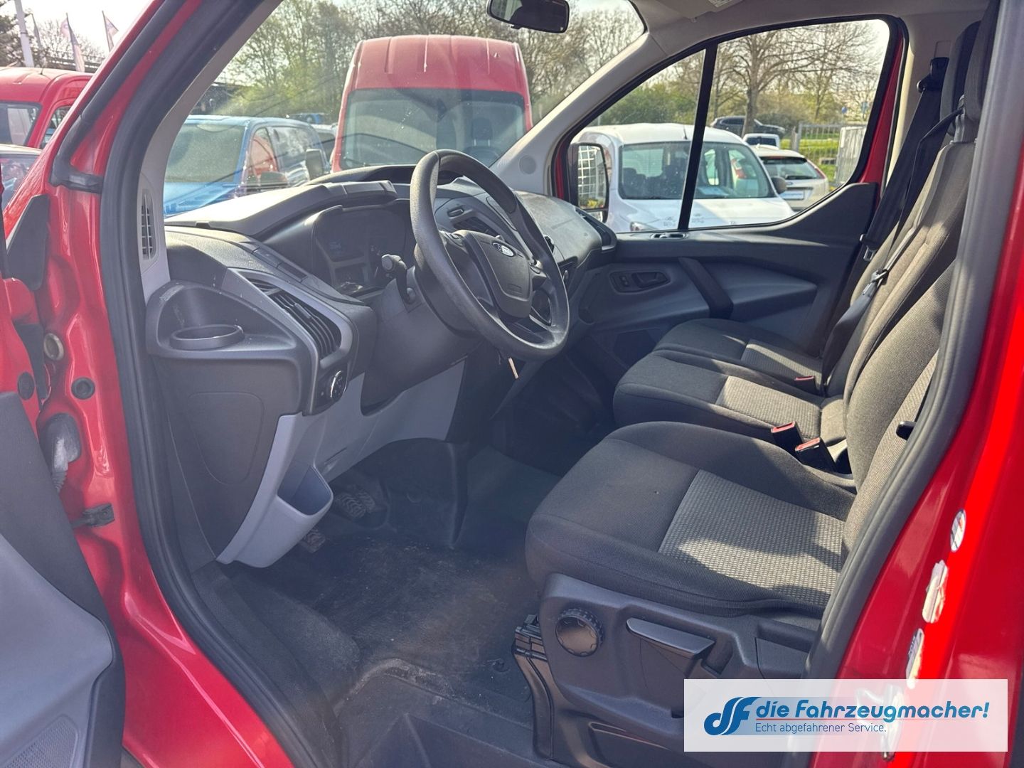 Fahrzeugabbildung Ford Transit Custom Kombi 300 L1 2.2 TDCi *2406 *KLIM