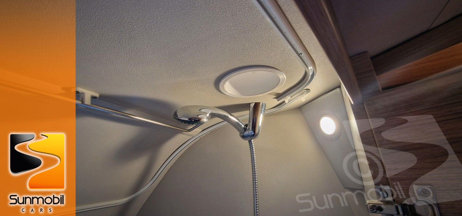 Fahrzeugabbildung Weinsberg CaraOne 450 FU 1.500 kg Steckdosen Plus-Paket