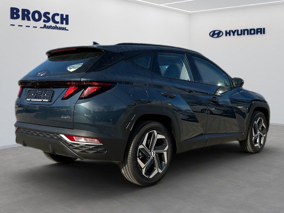 Fahrzeugabbildung Hyundai TUCSON PHEV 1.6T 6AT 4WD NAV/FUNK-P 1HD GARANTIE