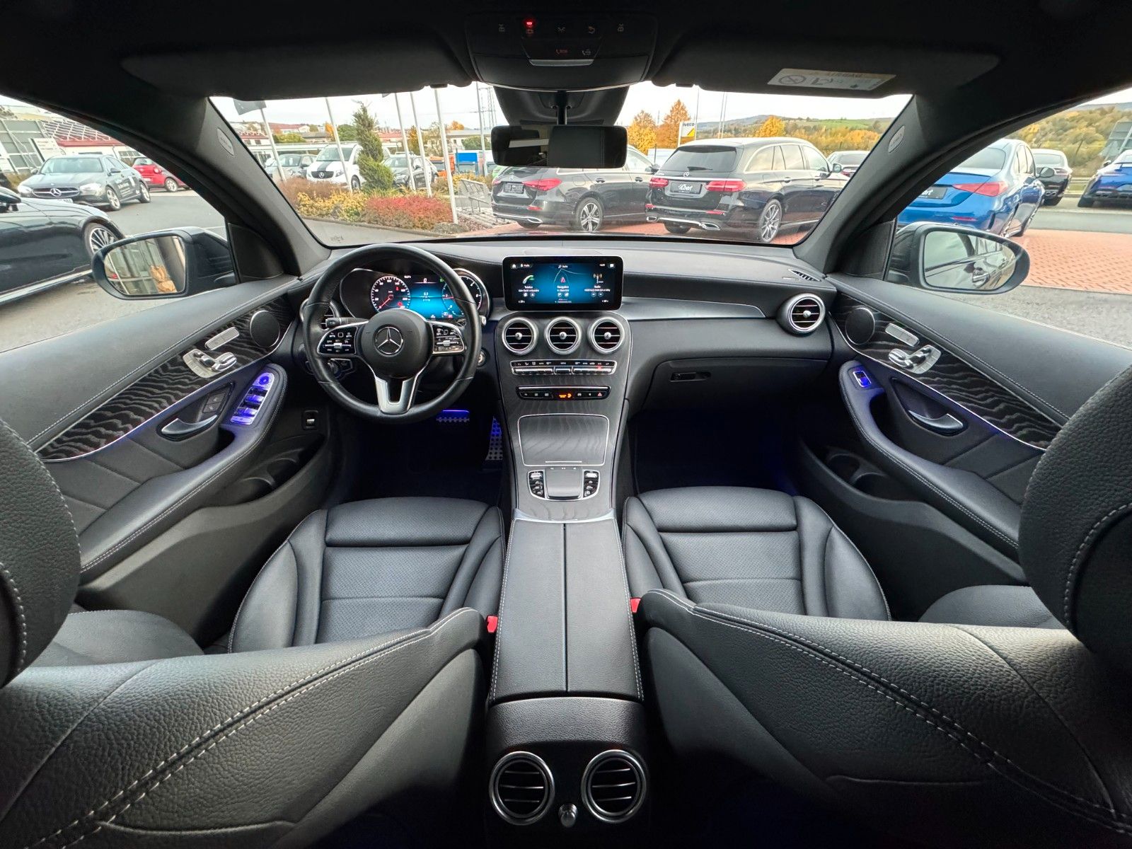 Fahrzeugabbildung Mercedes-Benz GLC 400d 4M Coupe+AMG+Massage+AHK+Memory