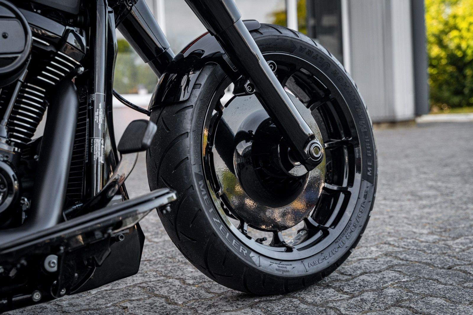 Fahrzeugabbildung Harley-Davidson DARK FAT BOY FLFBS 114 MY24 -KESSTECH-