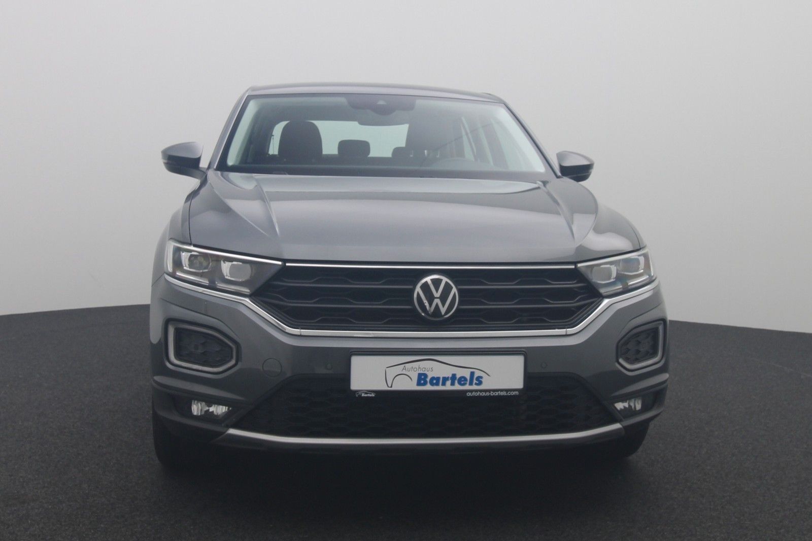 Fahrzeugabbildung Volkswagen T-Roc LED ACC DSG 110KW