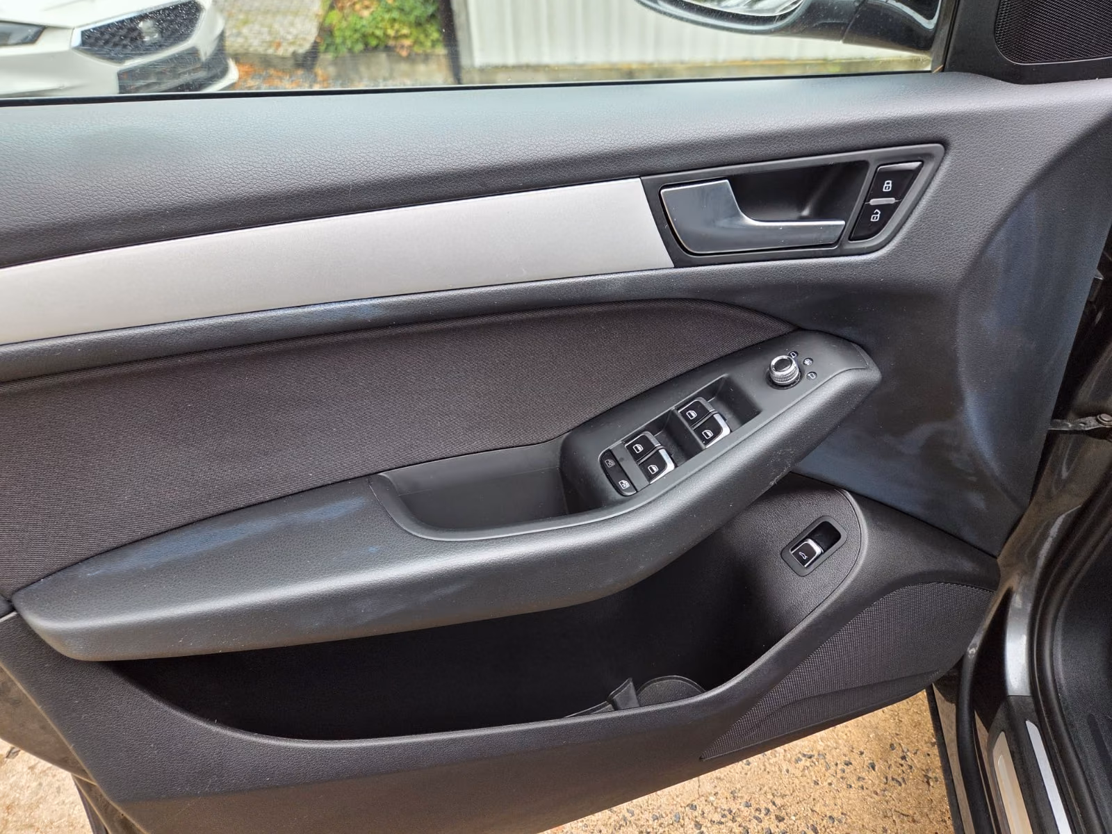 Audi Q5 2.0 TDI S tronic S-line Xenon Navi LED