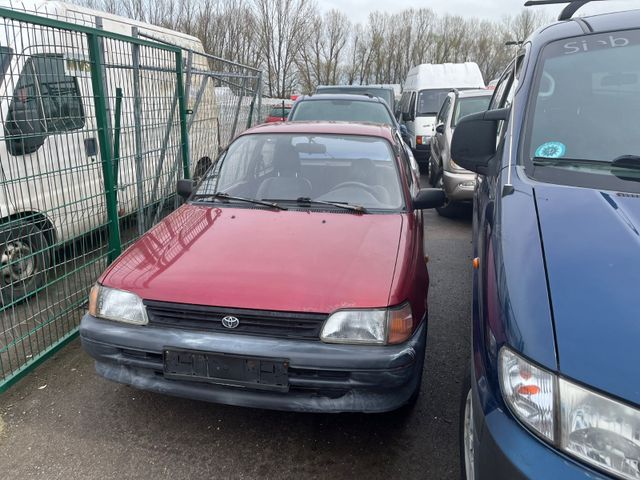 Toyota Starlet 1.3 XLi