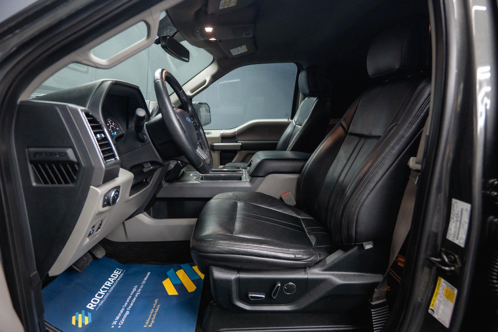 Fahrzeugabbildung Ford F150 5.0L V8 4x4 Offroad XLT SupCrew Unfallfrei