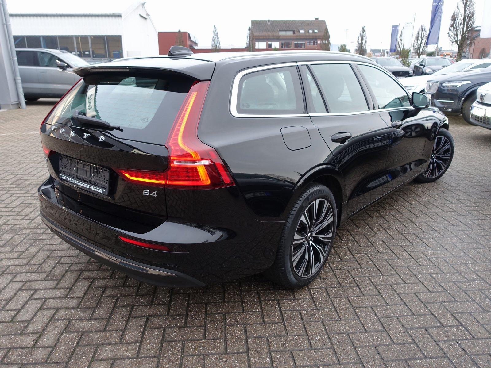 Volvo V60 B4 Diesel Ultimate Bright/Pano/Kamera/H&K